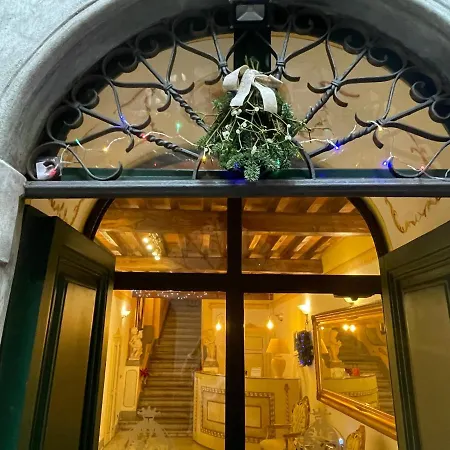 Hotel Antica Residenza Del Gallo 3*